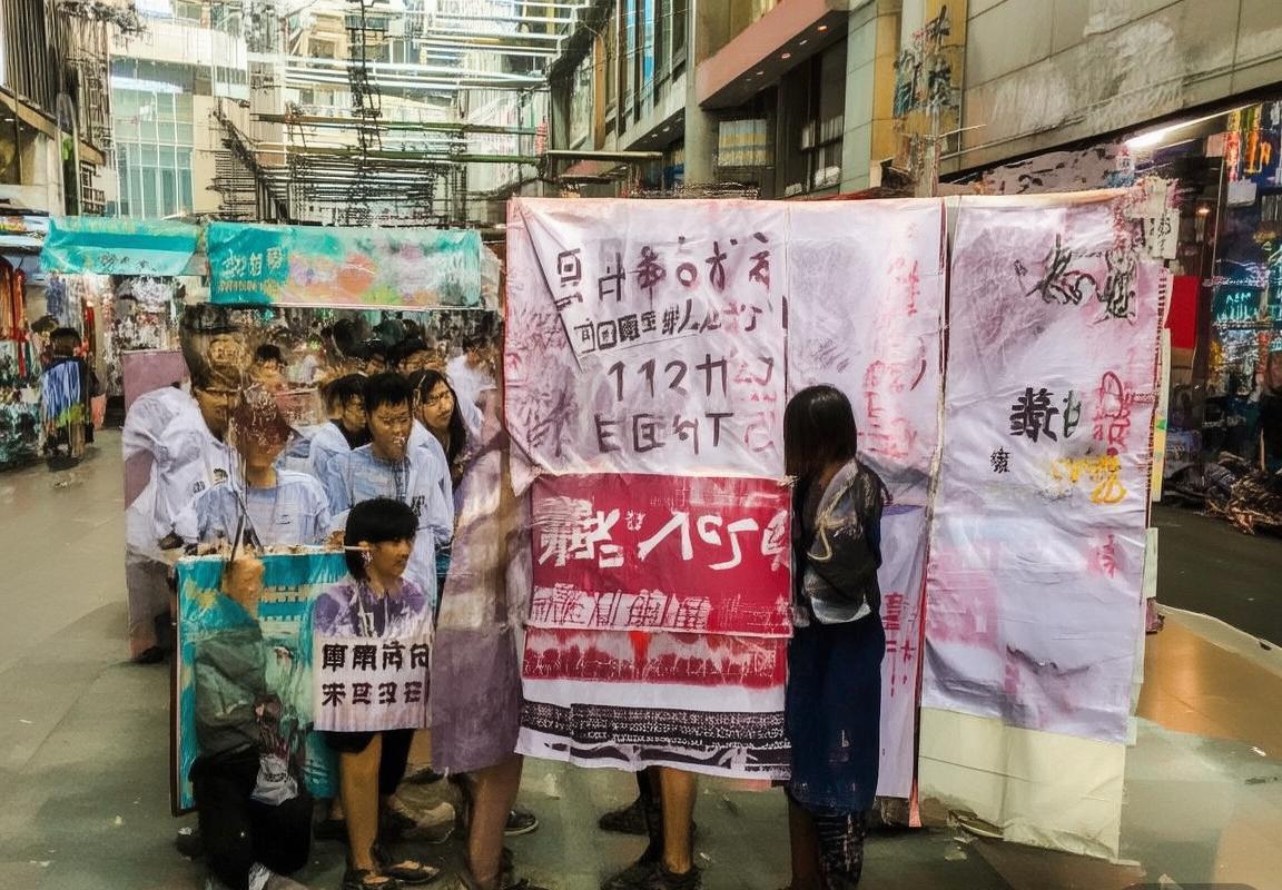 波兰VS意大利欧国联巅峰对决：技战术解析与关键瞬间回顾(图2)