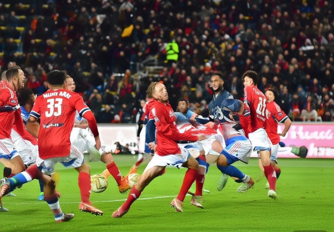 2018年12月20日亚眠VS里昂：激战对决精彩回顾(图2)